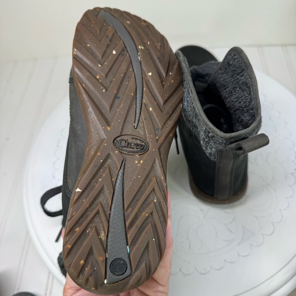 Chaco Barbary Casual Leathered Ankle Boots View 6